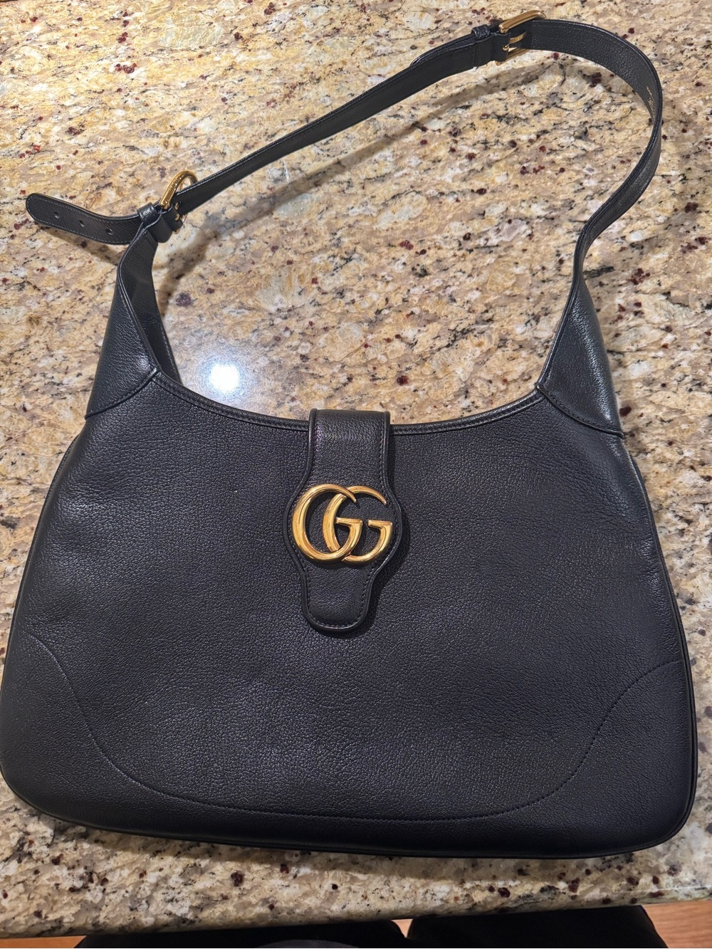 Gucci Leather Aphrodite Medium Shoulder Bag BLACK